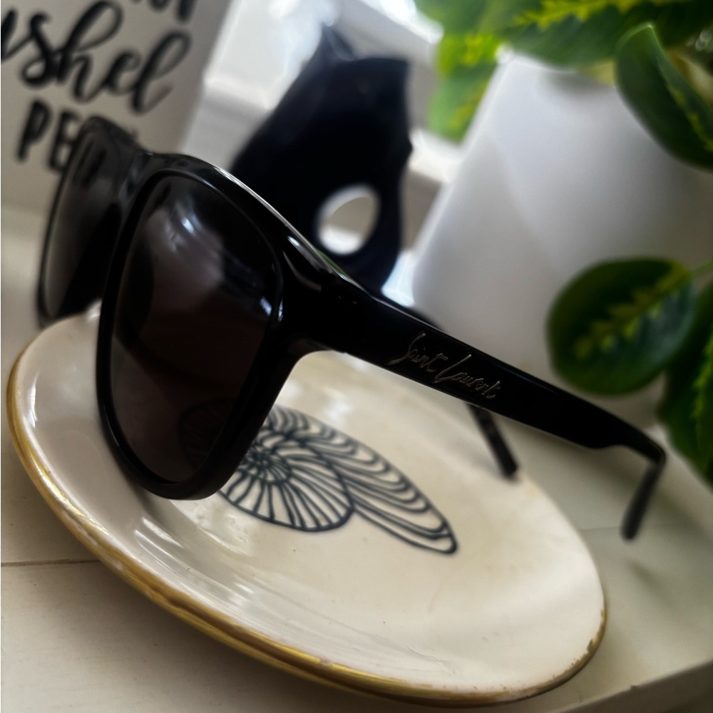 Yves Saint Laurent Black Sunglasses Dark Frame Accessories